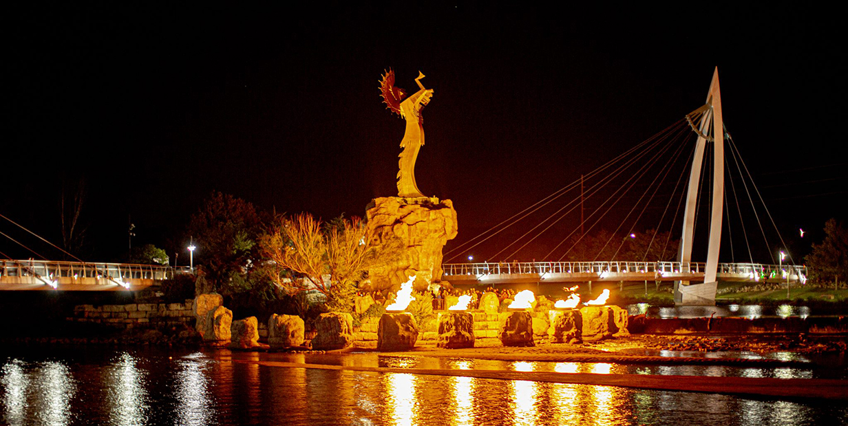 Keeper-of-the-Plains_E49A5303_JNA_Credit-Trevor-Hawkin_Visit-Wichita--2048x1365 copy